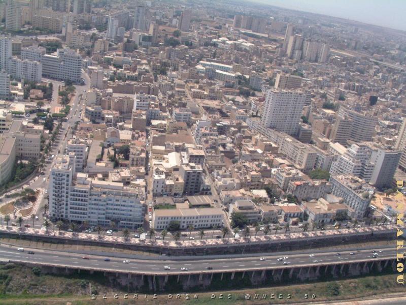 ORAN QUARTIER MIRAMAR ET ST PIERRE.jpg